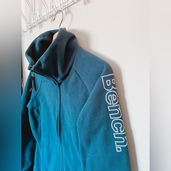 Bench fleece zip-up sweater 🤎 - Picture 7 of 7